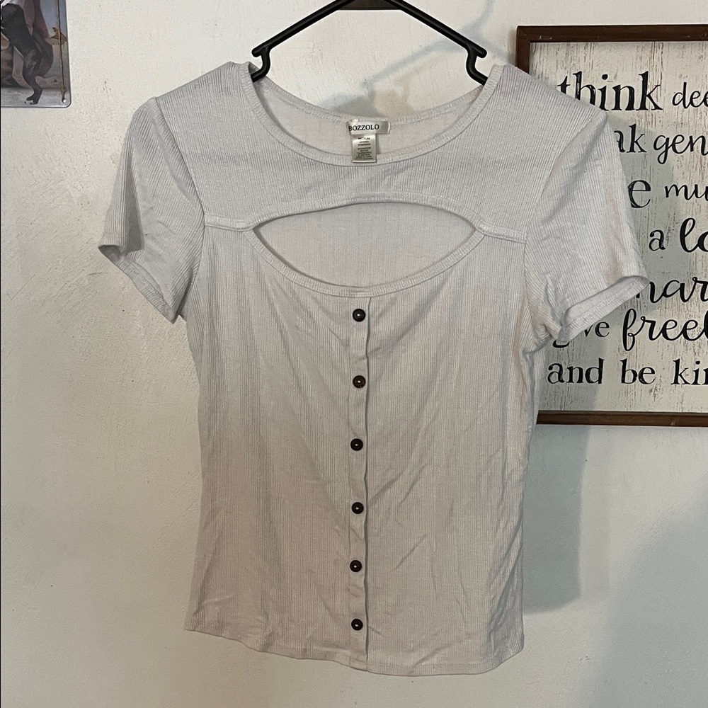 Bozzolo Women's Gray Button-Front Cut-Out Tee